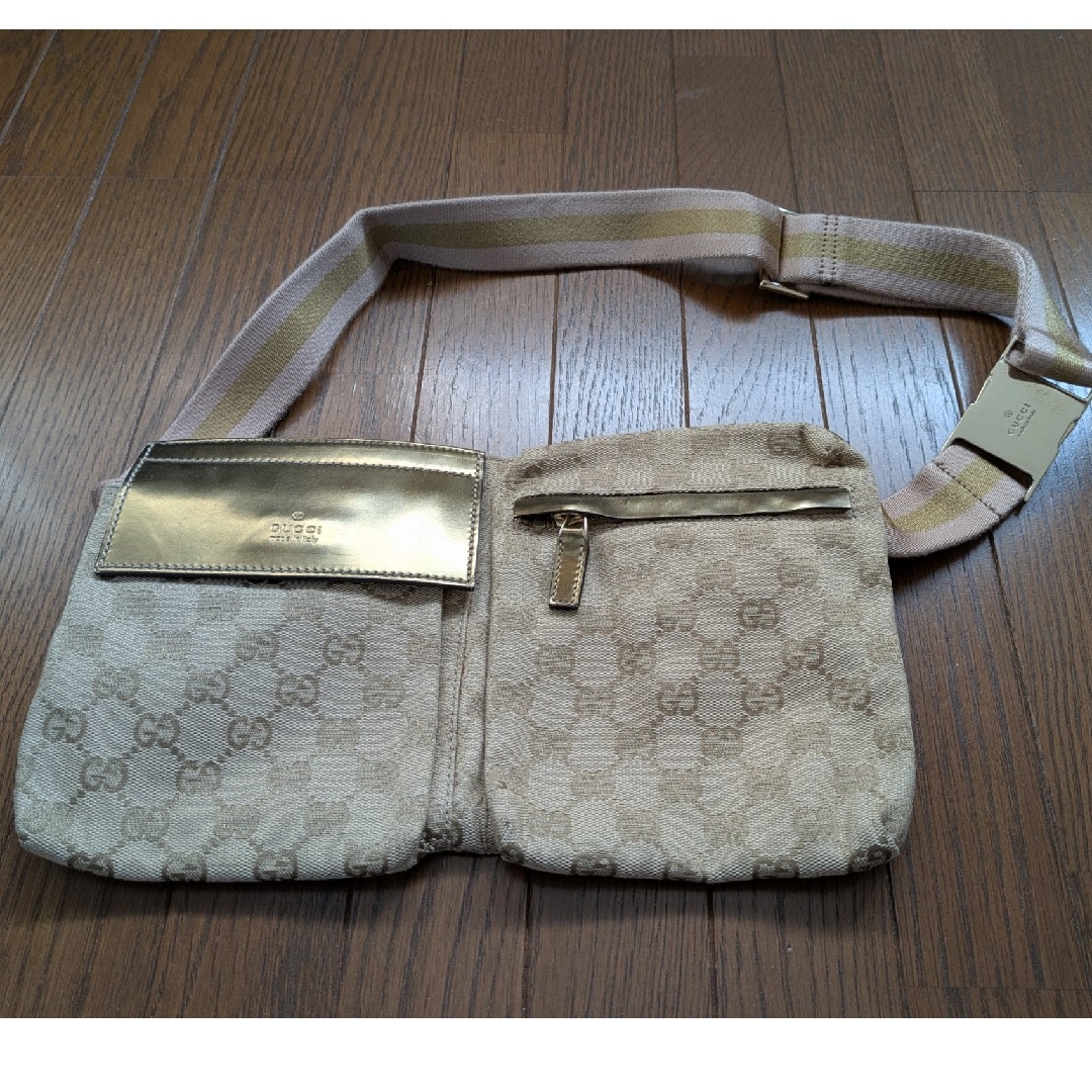 GUCCI - ☆自称ラフロイガーさま専用☆ グッチGUCCI GGパターンの通販