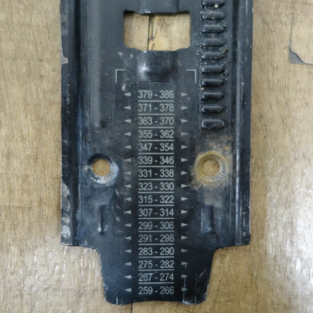 チロリア TYROLIA ATTACK13 アタック 13 ブレーキ幅 130mm 開放値 4