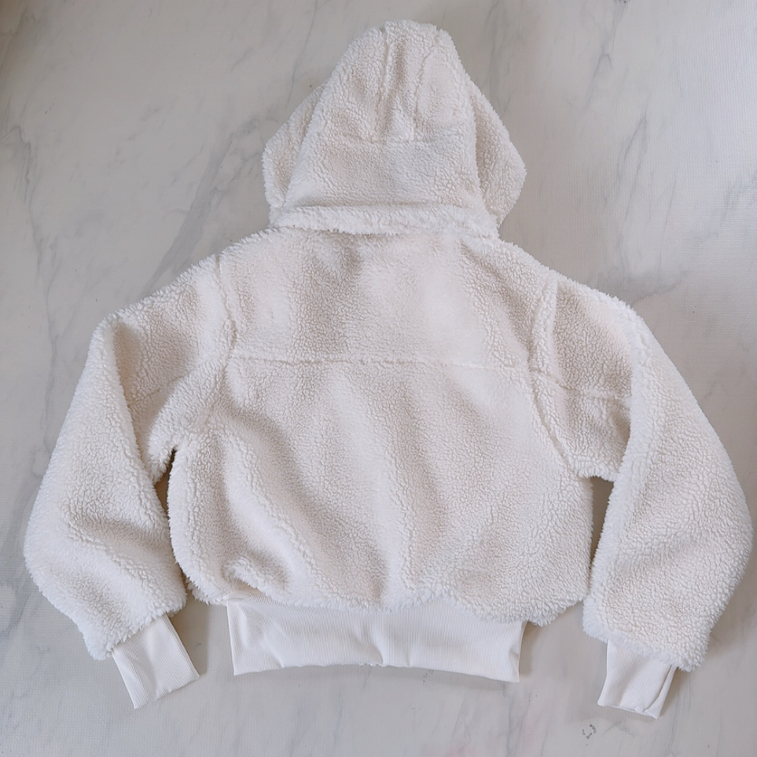 lululemon - 【新品未使用 日本未入荷】alo yoga フリースジャケット