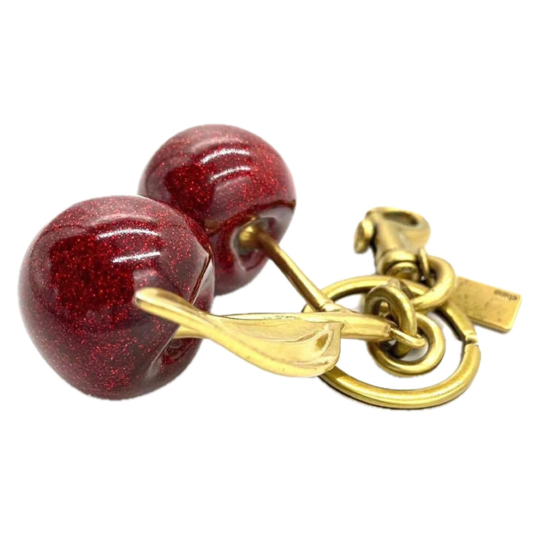 COACH - COACH コーチチェリー さくらんぼキーホルダー キーリング