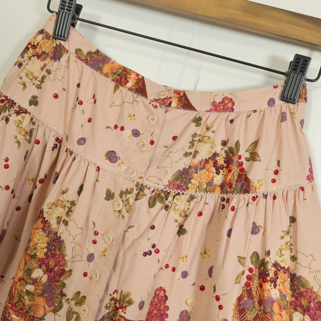 カネコイサオ 桜と柳 桜モチーフが可愛いスカート カネコイサオ 桜と柳