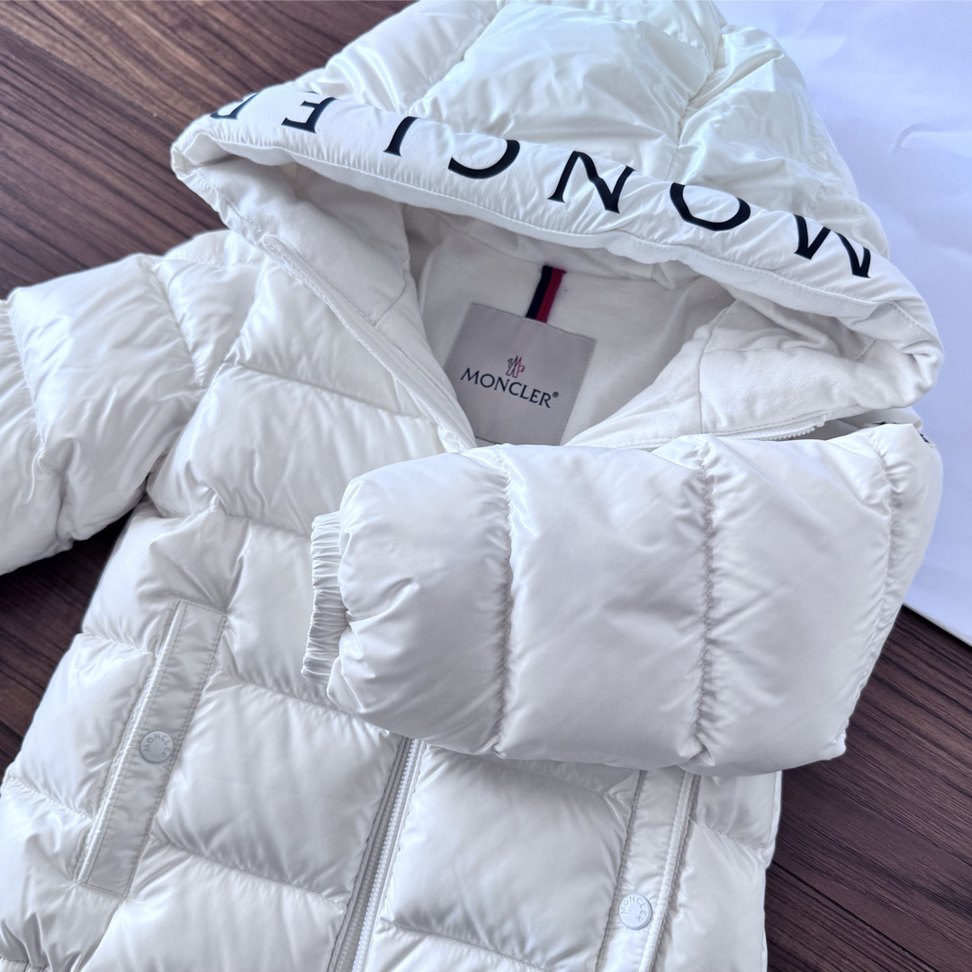 MONCLER - 新品未使用 モンクレール ダウンジャケット 3A/100の通販 by