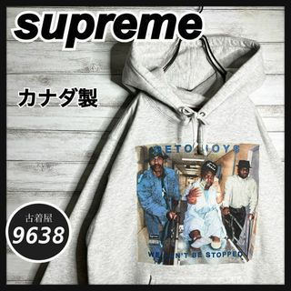Supreme（バックプリント ・ パーカー）のフリマアイテム一覧