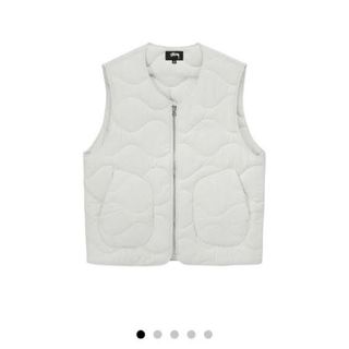 STUSSY - stussy キルティング ダウンベスト mサイズの通販 by 0513