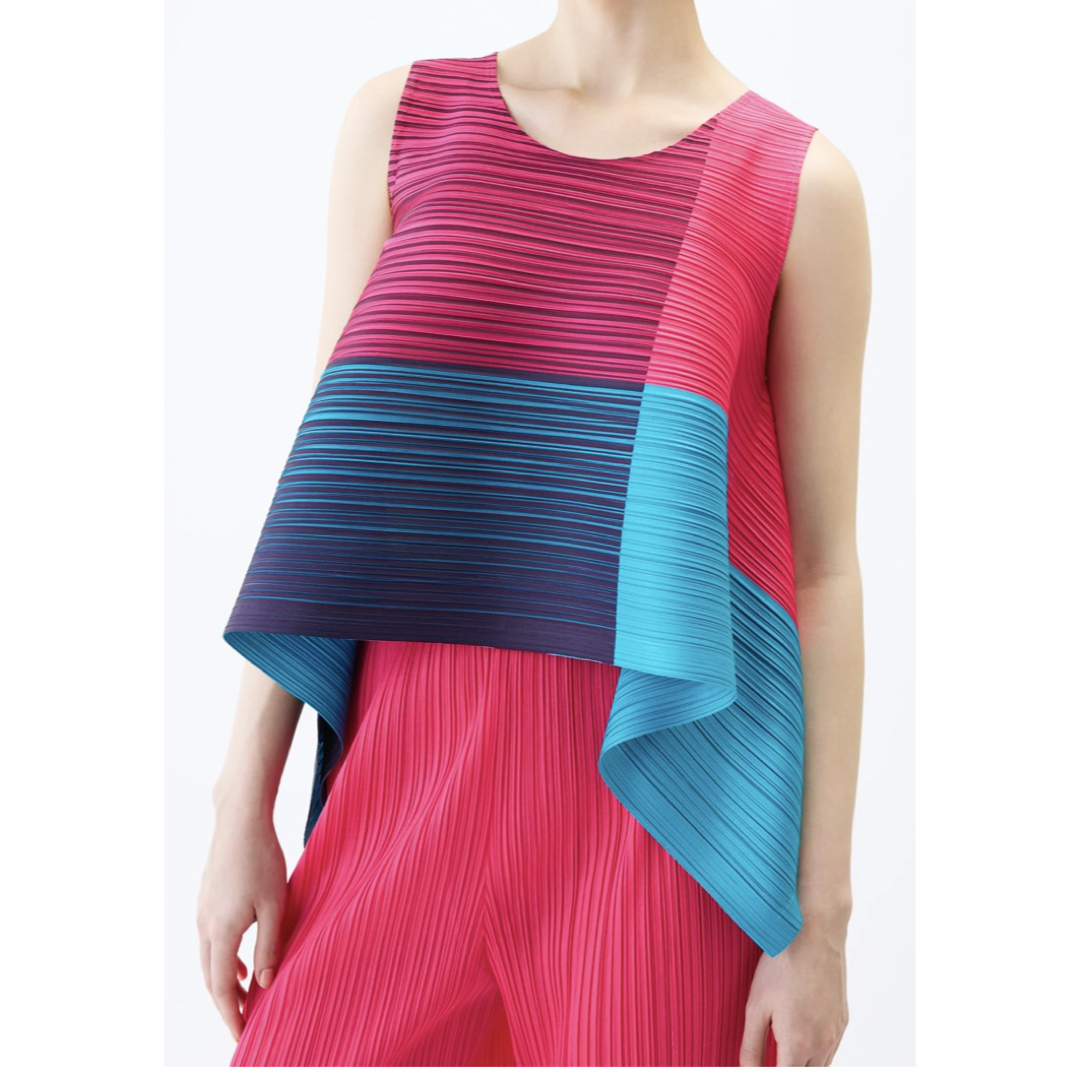 プリーツプリーズ ボーダーノースリーブチュニック PLEATS PLEASE