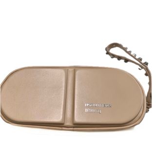 DSQUARED2（ボディーバッグ）のフリマアイテム一覧