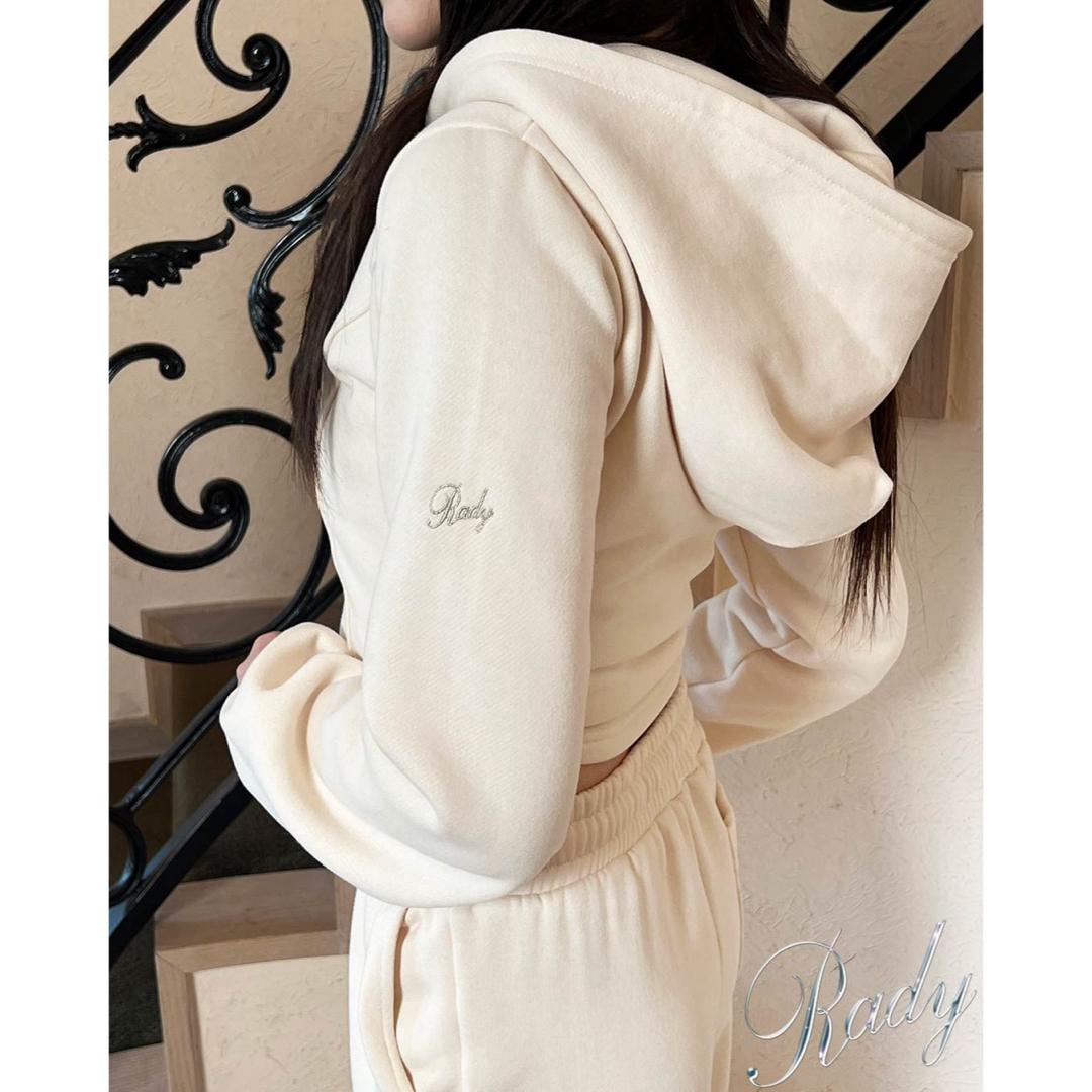 Rady - 新品タグ Rady コルセットセトア バニラホワイト M パーカー