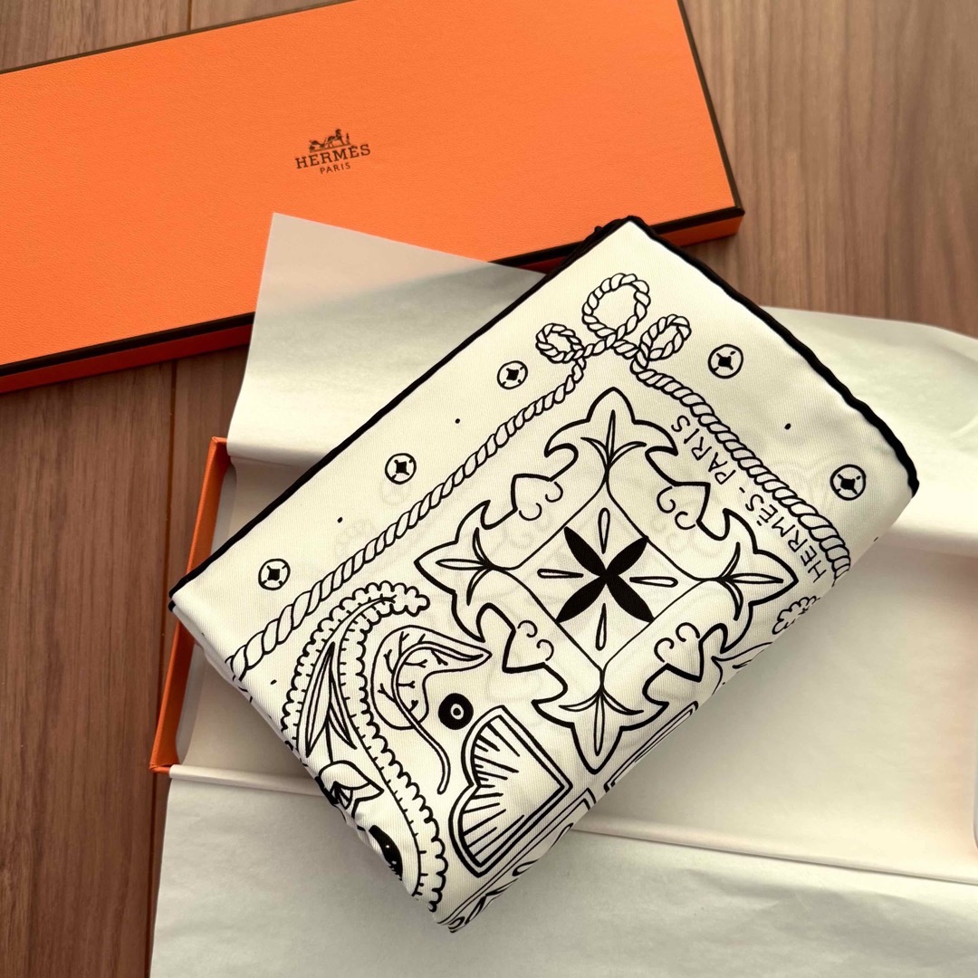 HERMES - エルメス シルクバンダナ 55 スカーフ [アニマル・バンダナ