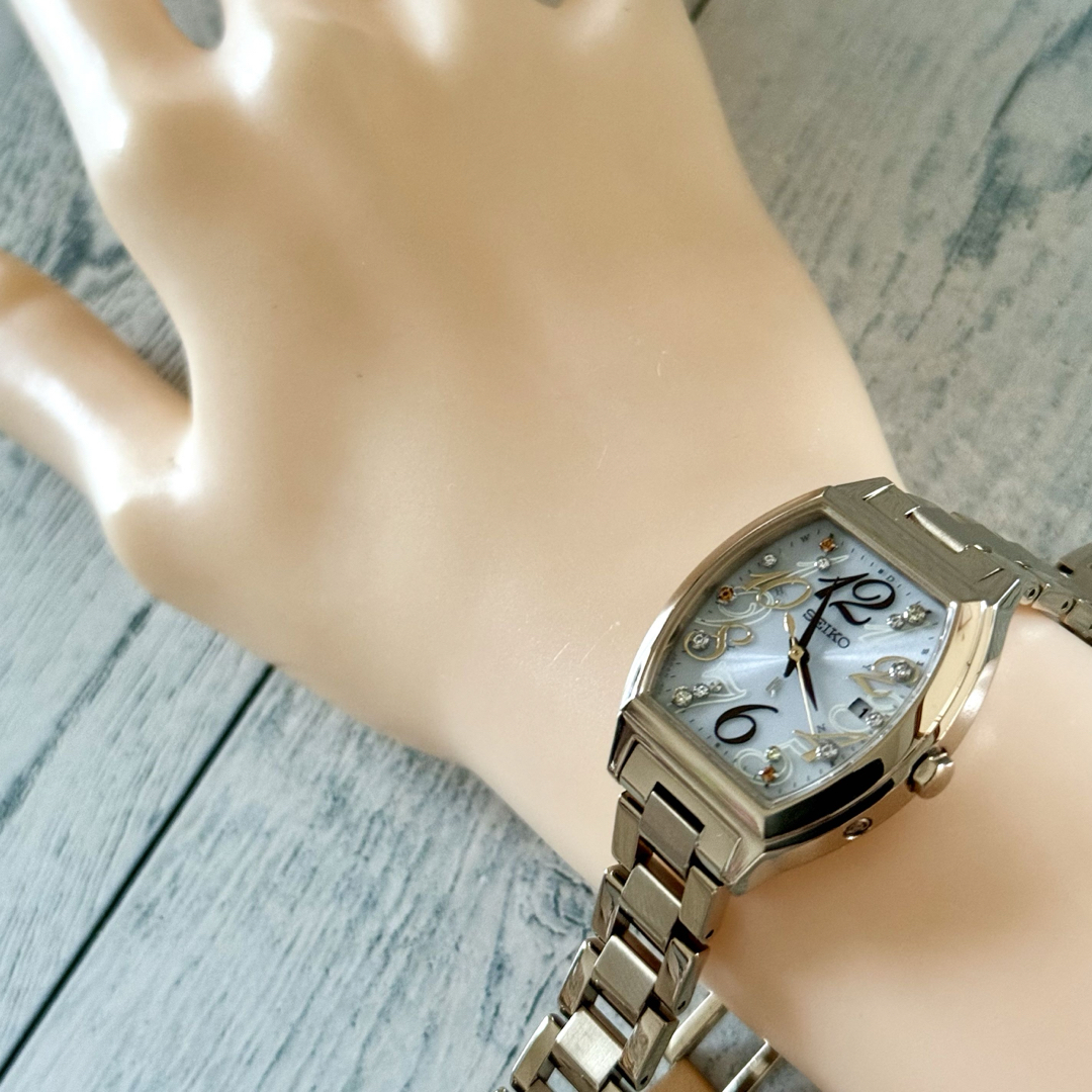 SEIKO - 【限定】SEIKO ルキア 1B22-0BB0 電波ソーラー トノー型の通販