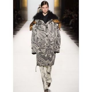 DRIES VAN NOTEN（ロングコート）のフリマアイテム一覧