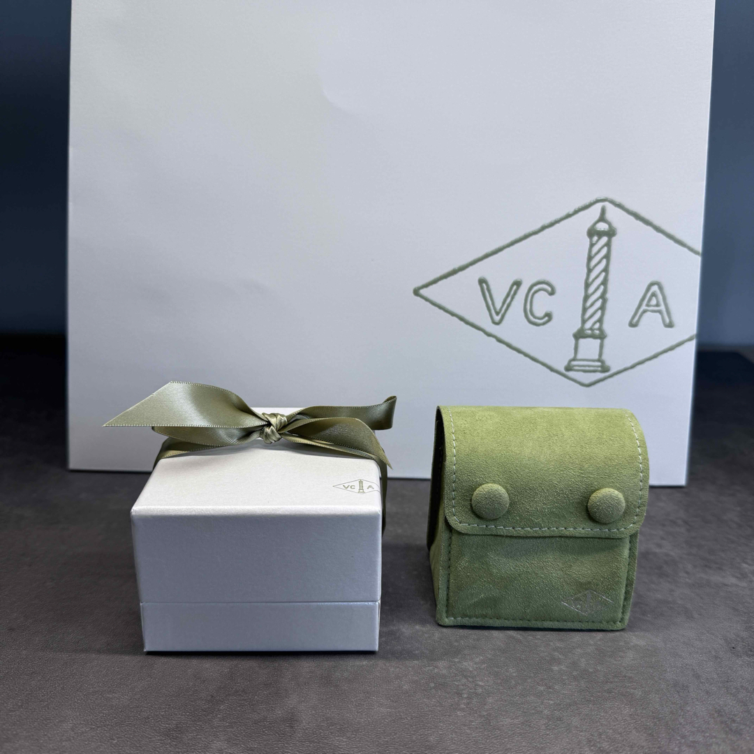 Van Cleef & Arpels - ヴァンクリーフ&アーペル ケース 箱 ケース
