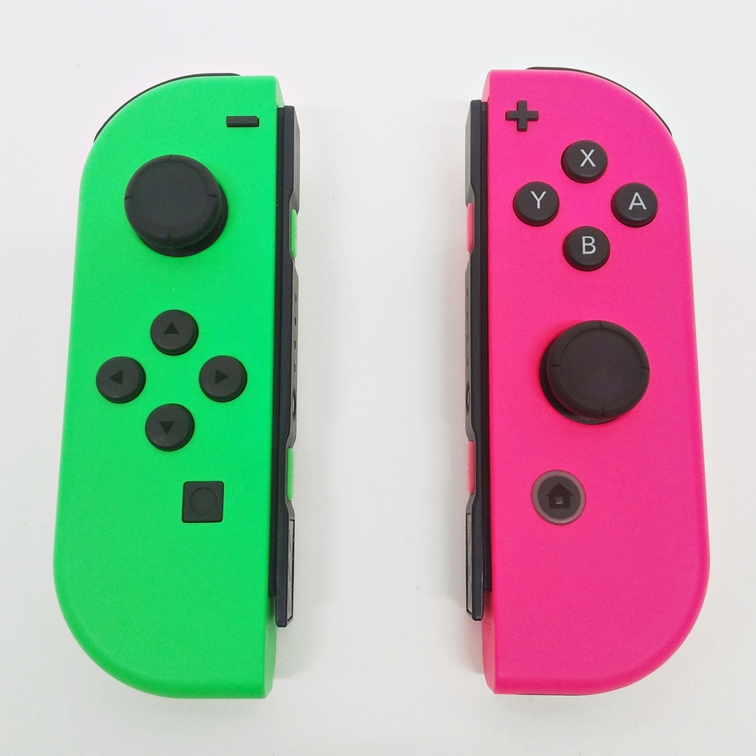 d*3様 Nintendo Switch 本体 グリーンとレッドジョイコン Nintendo