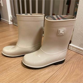 BURBERRY（長靴/レインシューズ）のフリマアイテム一覧