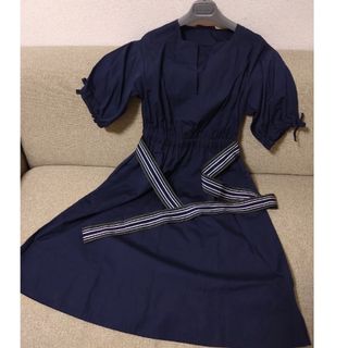 CAROLINA HERRERA（ワンピース）のフリマアイテム一覧