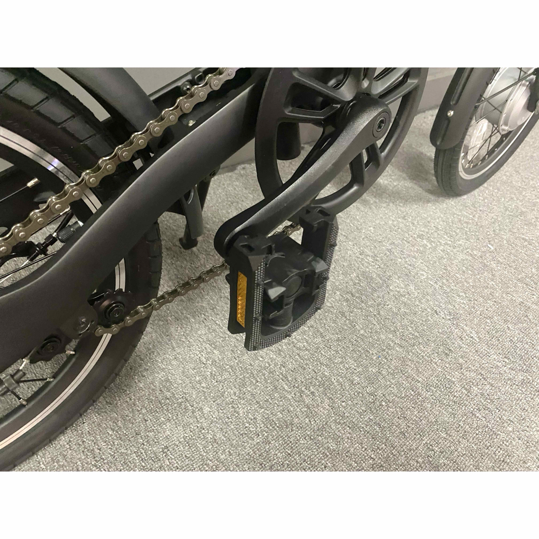 美品】新品 超軽量 Xiaomi開発 電動アシスト折りたたみ 自転車 内蔵