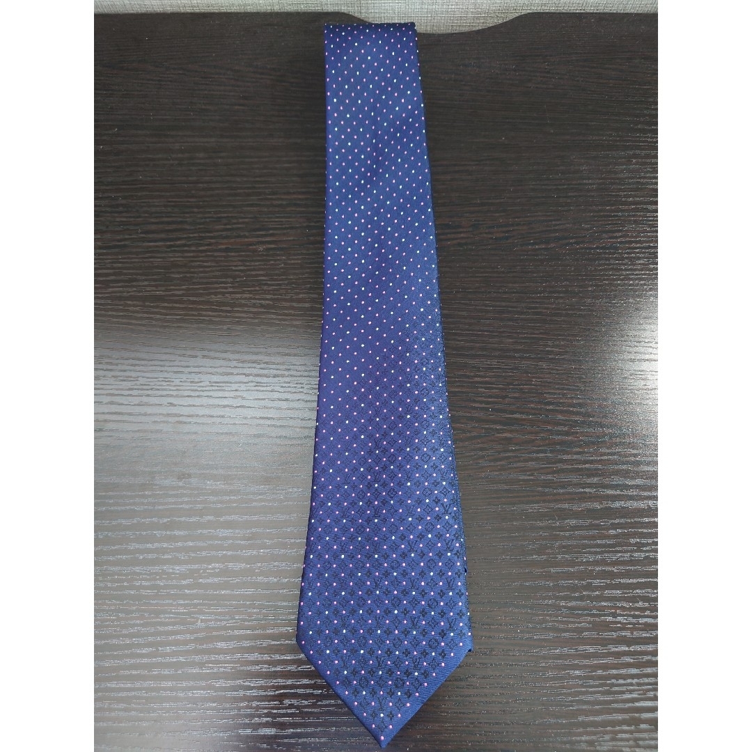 LOUIS VUITTON - 【新品未使用】LOUIS VUITTON ルイビトンネクタイ