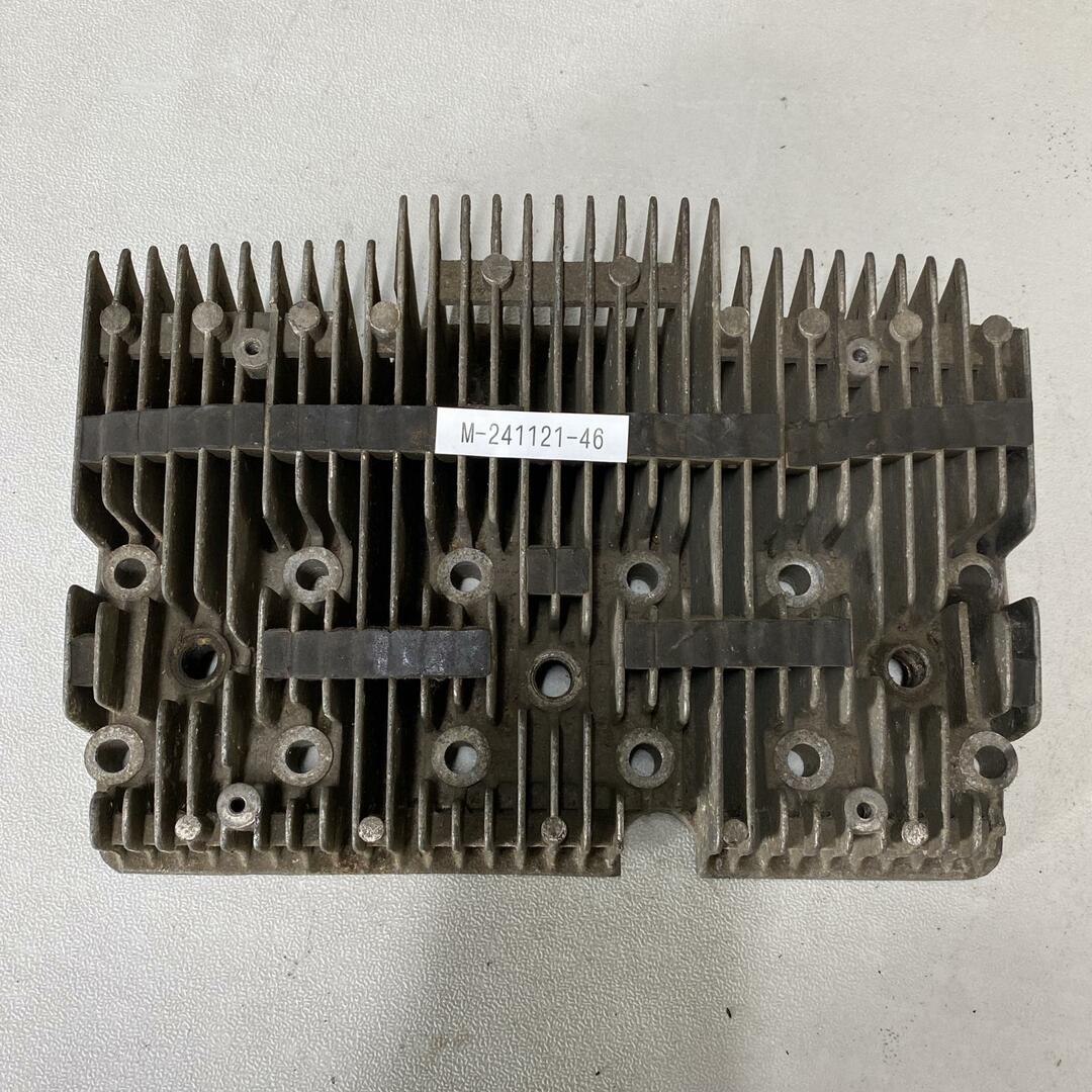 SUZUKI GT380 シリンダーヘッド スズキの通販 by ACP_MOTO｜ラクマ