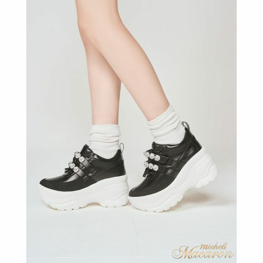 michellMacaron - ミシェルマカロン ビジューベルトスニーカー S 黒の