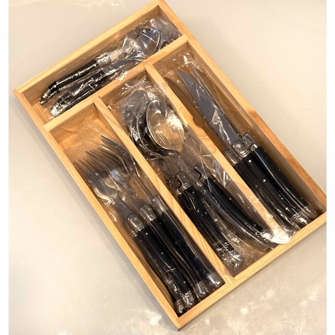 Laguiole elite カトラリーセット 24本入り ブラックハンドル