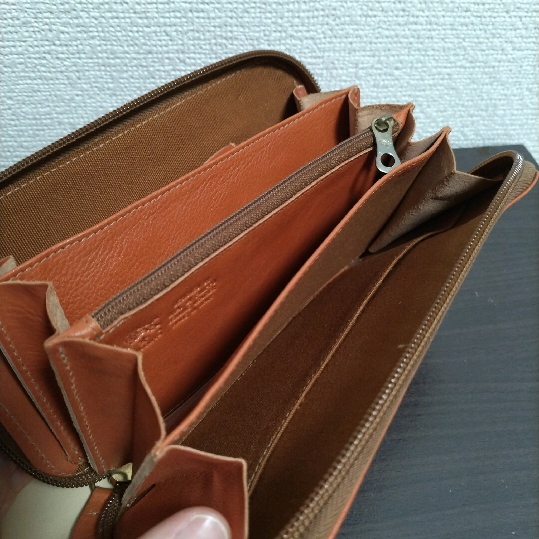 IL BISONTE - 新品 イルビゾンテ 本革 レザー ウォレット ファスナー