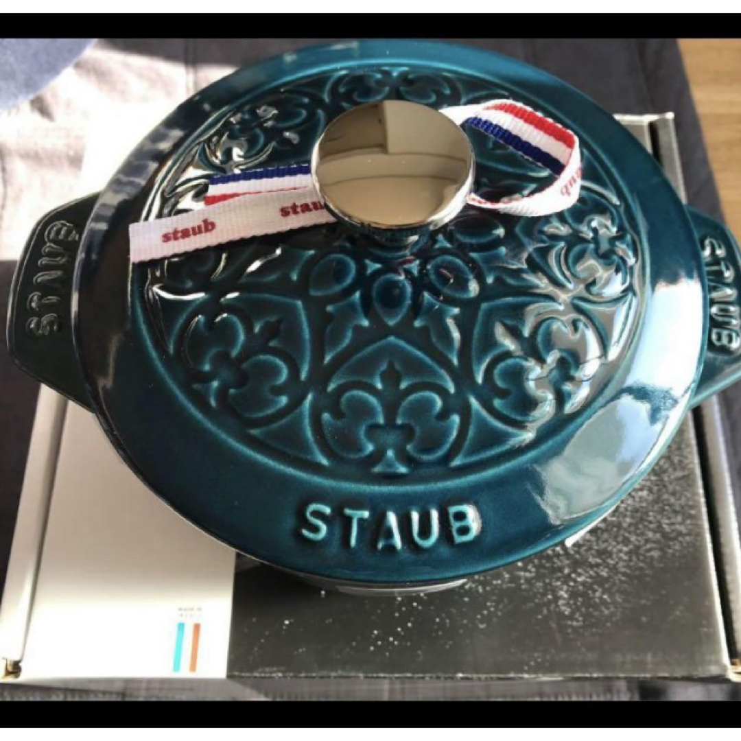 STAUB - 激レアstaubラココットdeGOHANラメールリリーの通販 by ゆう