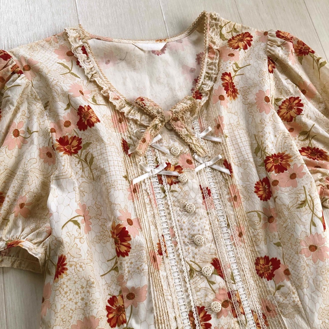 PINK HOUSE - ピンクハウス ピンタック はしごレース マーガレット 花