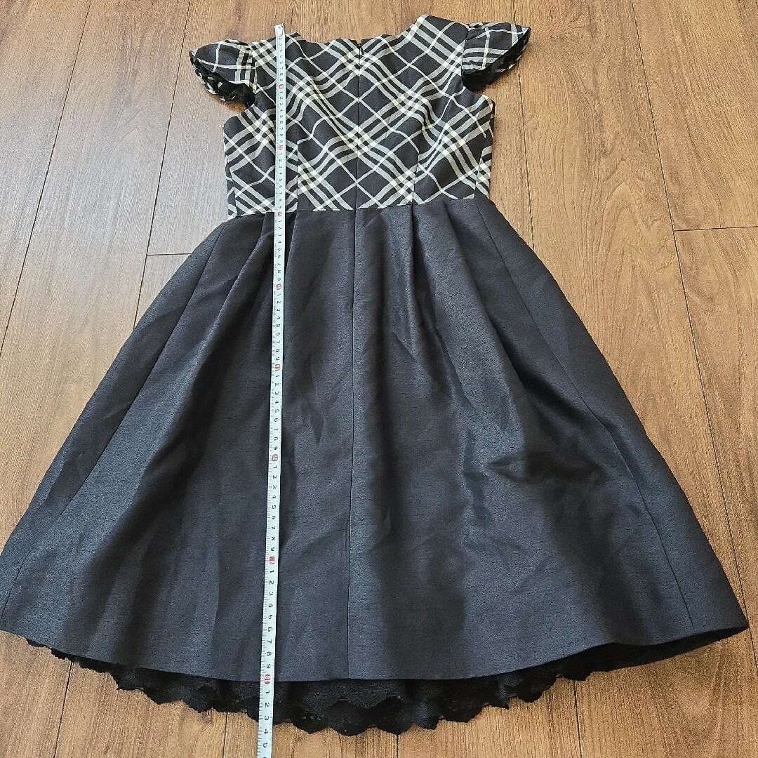 極美品 バーバリーロンドン 子供140 ワンピース 通年 黒系 B1230 ⭐極