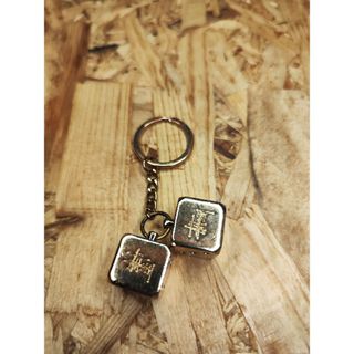 STUSSY（キーホルダー ・ ゴールド/金色系）のフリマアイテム一覧