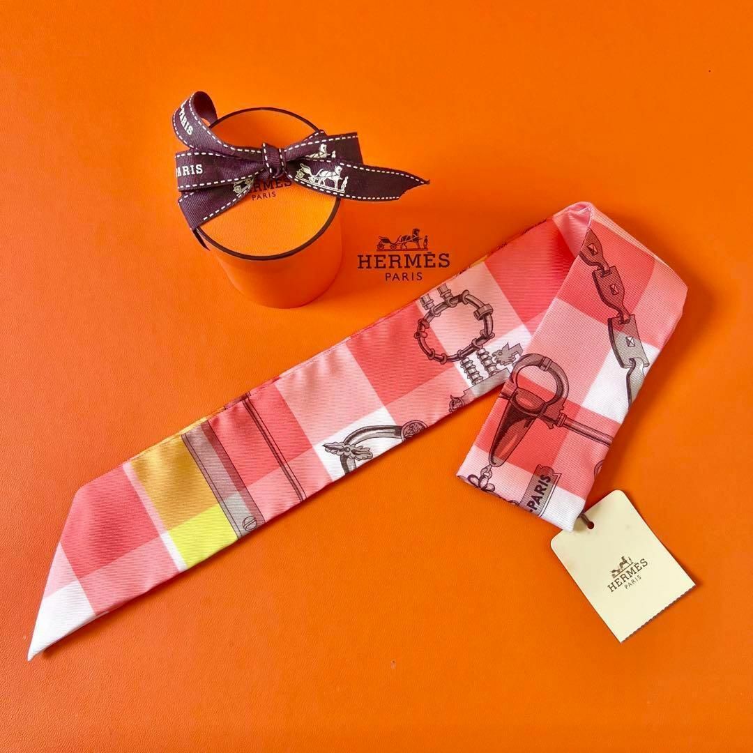 HERMES - 新品・タグ付き☆エルメス ツイリー 馬銜と鎖の通販 by Amies