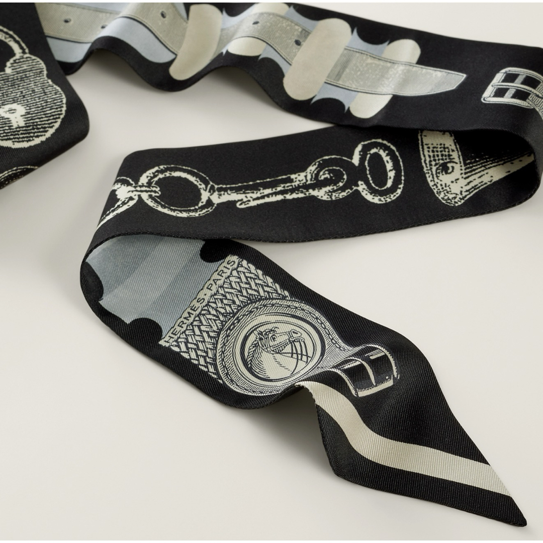 HERMES - 値下げ！新品未使用 エルメス ツイリー ブリッド・ア