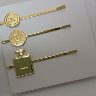 CHANEL（ヘアピン ・ ゴールド/金色系）のフリマアイテム一覧