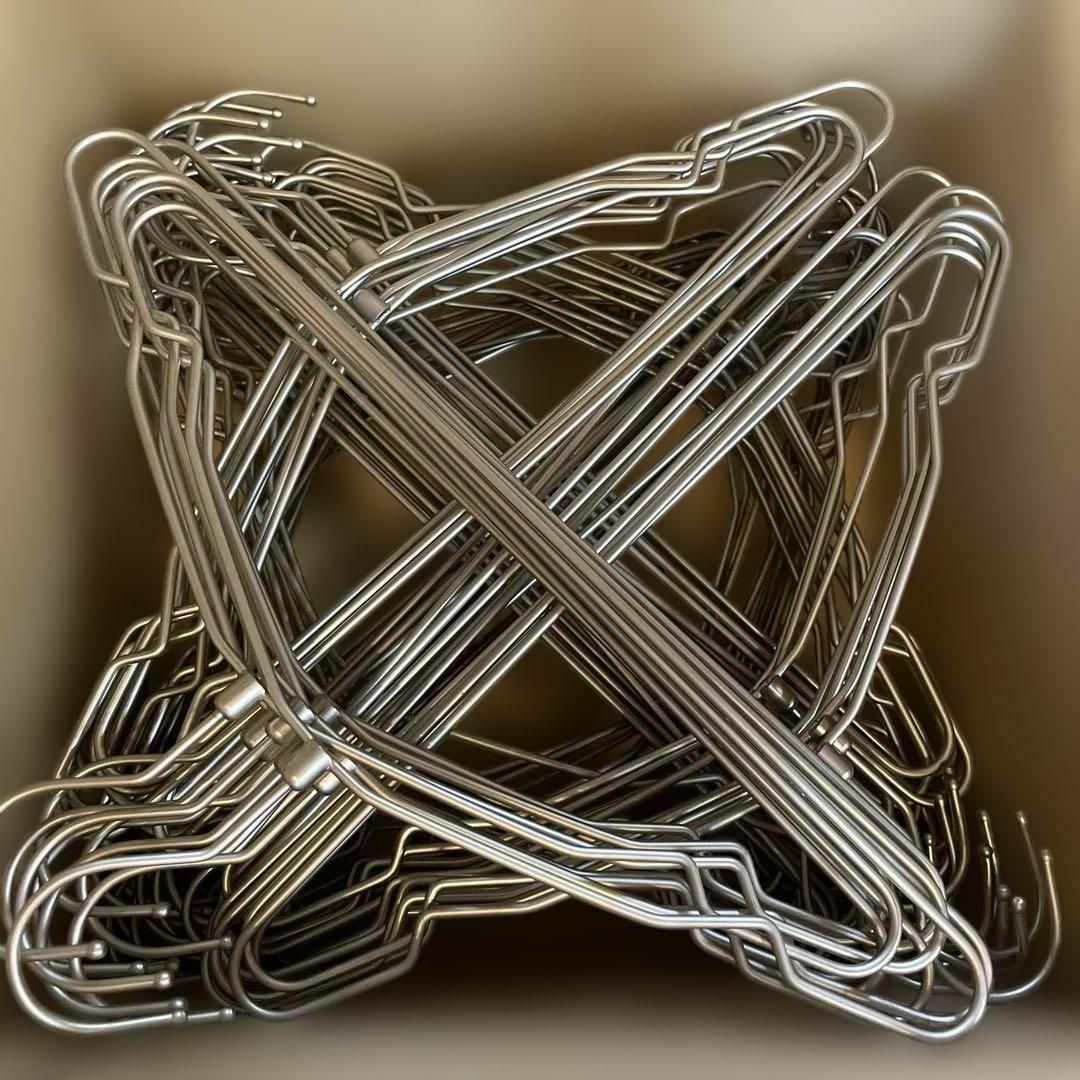 ほぼ新品未使用 シルバー スチール ハンガー 70本の通販 by ルビー's