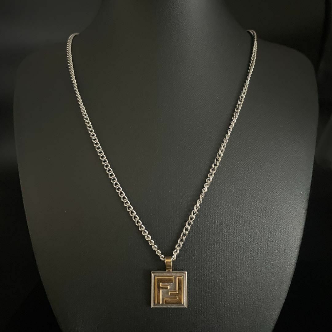 FENDI - 美品 フェンディ ネックレス FFロゴ プレート シルバー