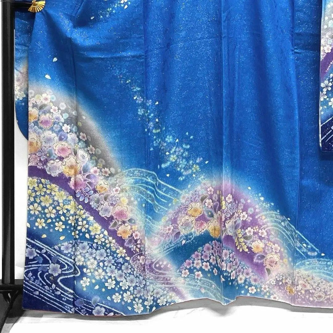 金通し 辻ヶ花模様の振袖 着物 晴れの日 成人式 卒業式