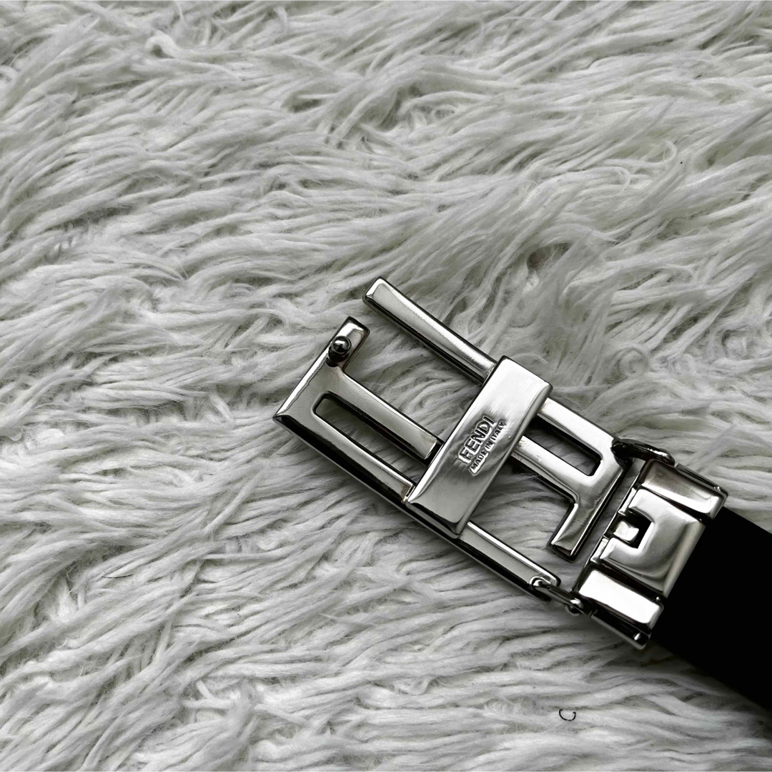 FENDI - 【極美品】フェンディ ベルト ズッカ ロゴ シルバー メンズ