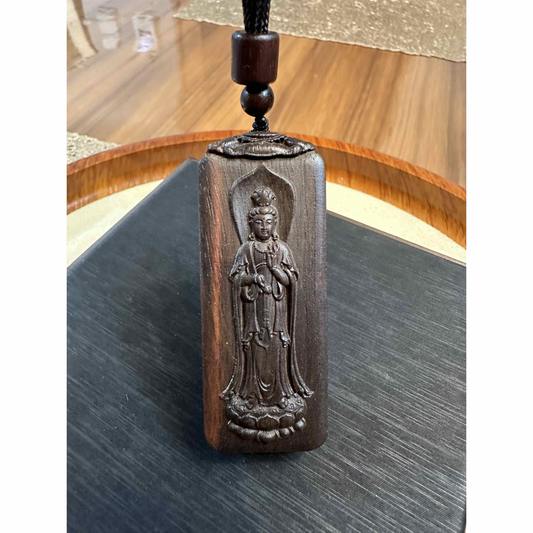 最高品質 天然沈香 彫物 観音細工 約19.8g ネックレストップ 香木