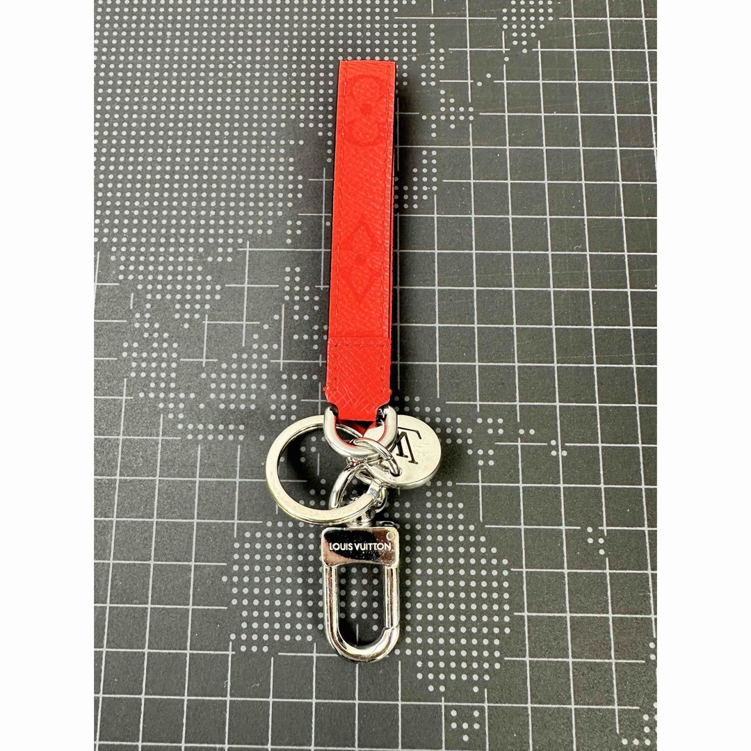 ルイヴィトン ポルト クレ・スリムドラゴンヌ タイガラマ レッド M77156