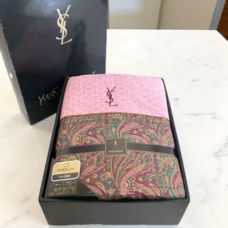 Yves Saint Laurent（布団）のフリマアイテム一覧