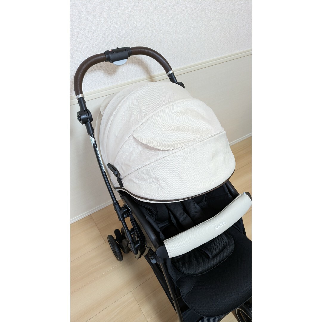 ラクーナ ビッテ クッション ベージュ 2025年モデル ベビーカー