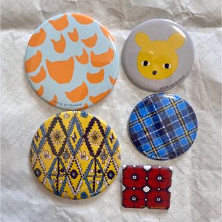 ミナペルホネン mela リンゴ の ピンバッジ 4個 ミナペルホネン mela