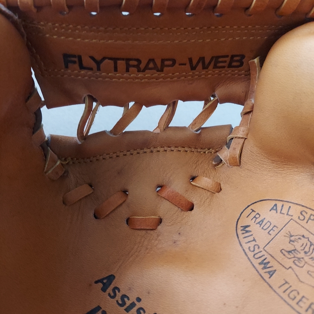 美津和タイガー - 美津和 タイガー 未使用キャッチャーミットの通販 by