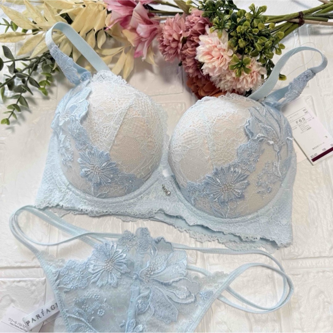 新品wacoal パルファージュ 27 ブラ ショーツセット お値下げ中F65