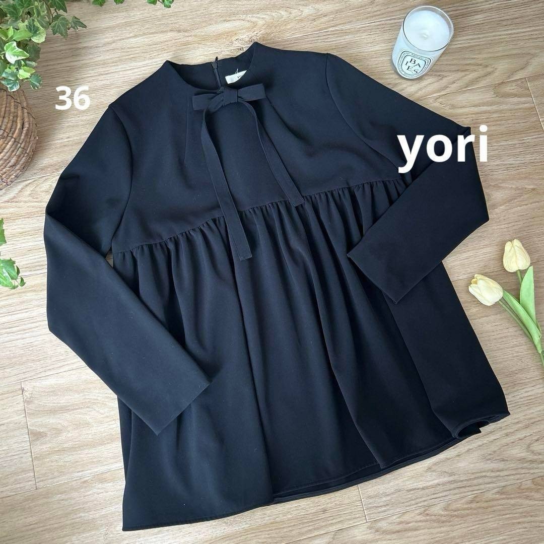yoriヨリ セレモニーリボンブラウス 36 ブラック ペプラムシルエット
