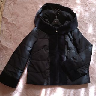 René（ダウンジャケット）のフリマアイテム一覧