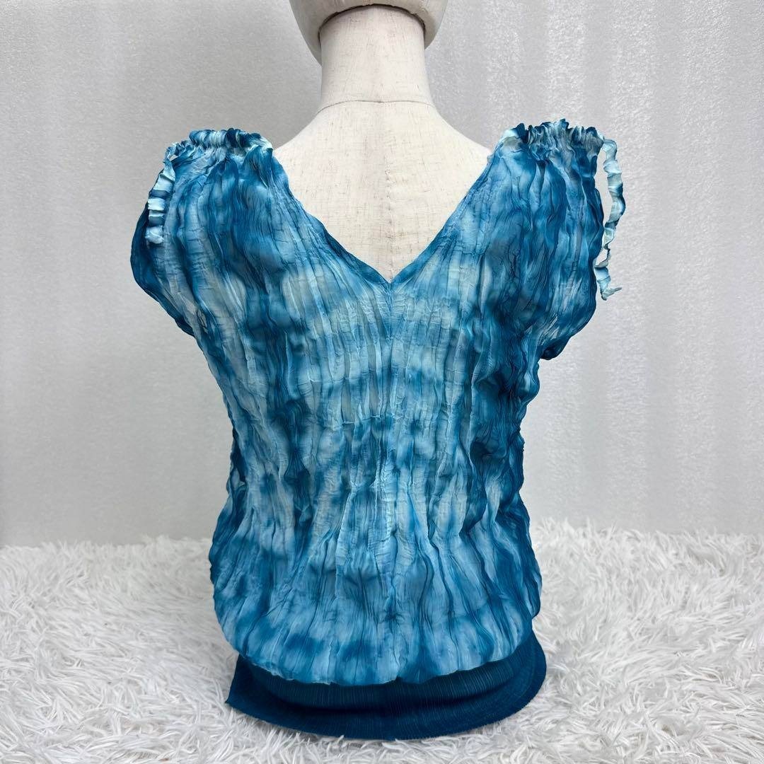 ISSEY MIYAKE - 【美品】issey miyake me ノースリーブ プリーツ