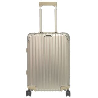 RIMOWA（ゴールド/金色系）のフリマアイテム一覧