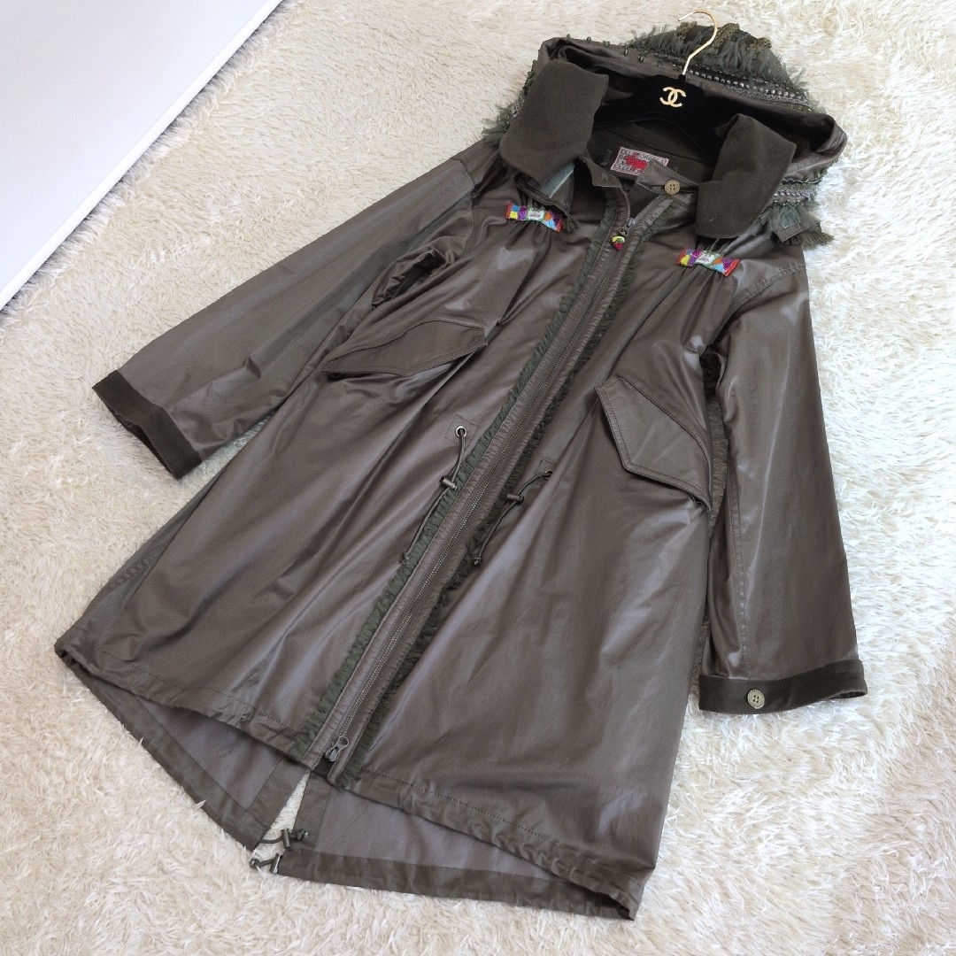 日本製☆OLLEBOREBLA フード付きコート ぶたさん ビーズ バンビ