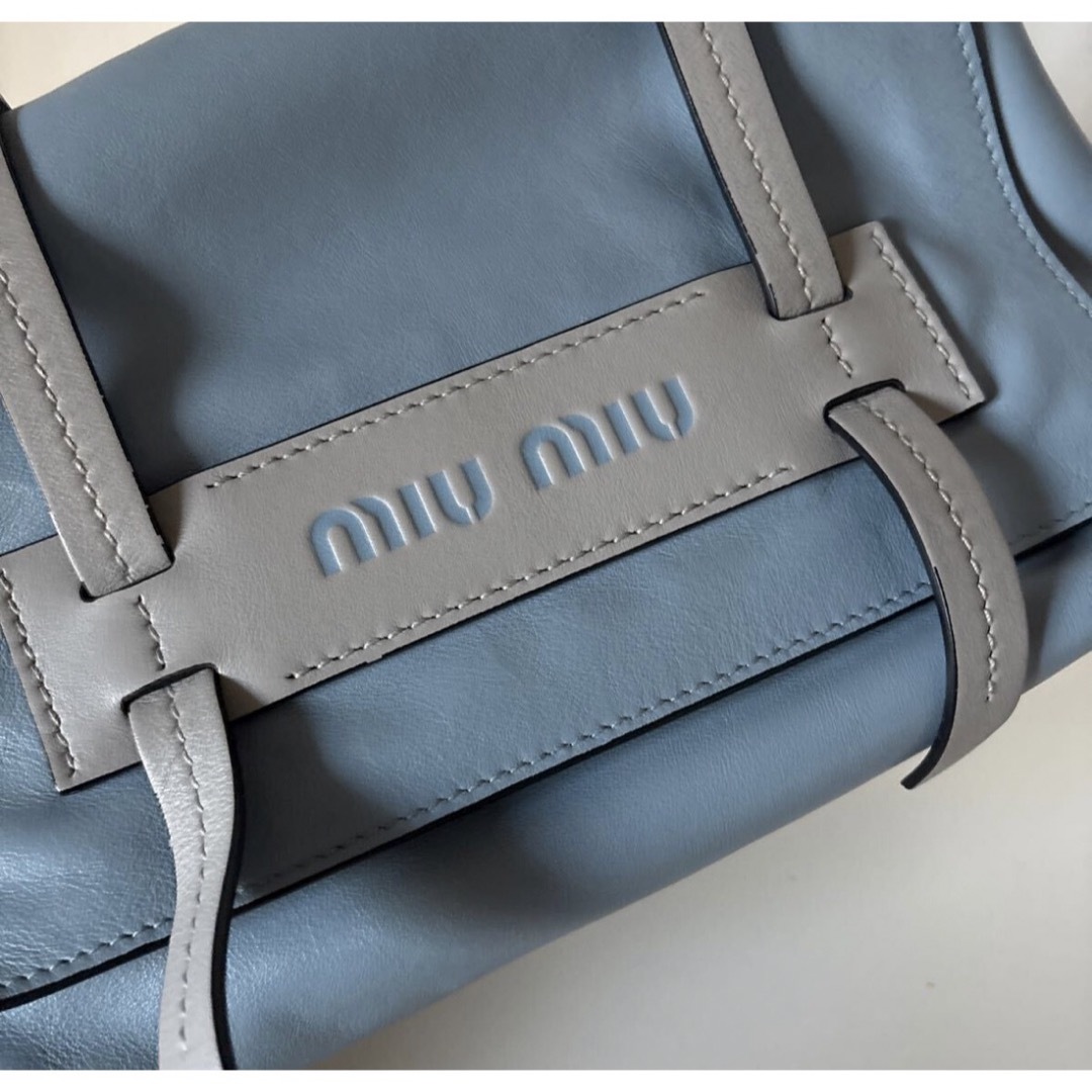 MIU MIU - miumiuミュウミュウMiuMiuグレーブルーショルダーバッグの