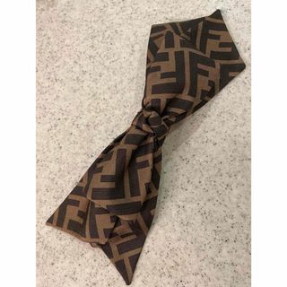 FENDI（バレッタ/ヘアクリップ）のフリマアイテム一覧