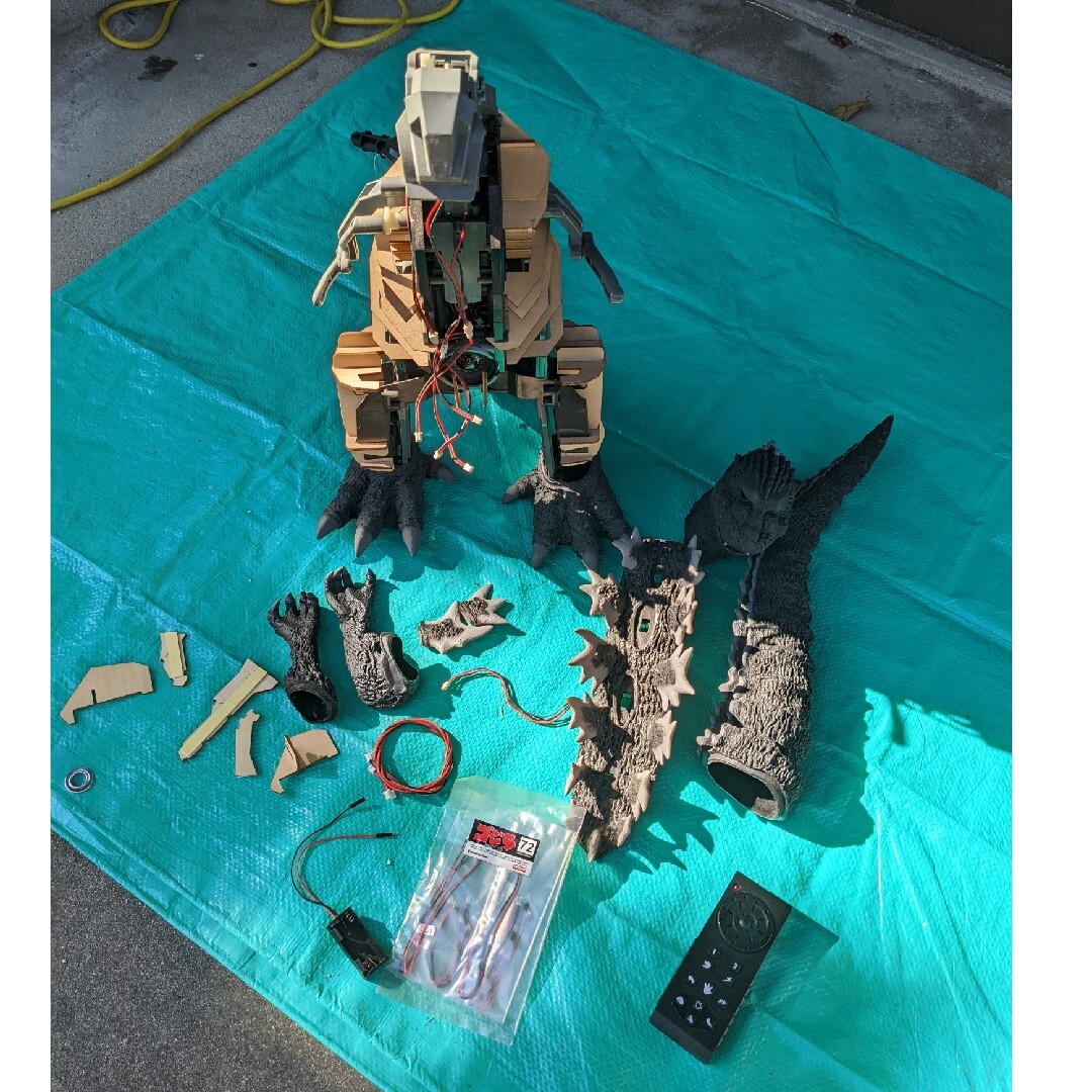 ジャンク デアゴスティーニ ゴジラをつくる/初代ゴジラの通販 by ち